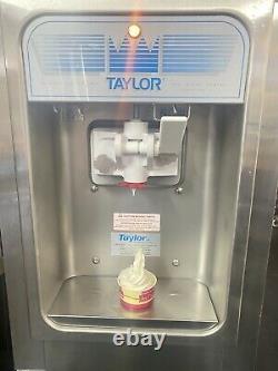 2016 Taylor 152 Counter Top Frozen Yoghurt / Ice Cream Machine, Excellent Cond