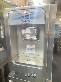 2016 Taylor 152 Counter Top Frozen Yoghurt / Ice Cream Machine, Excellent Cond