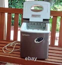 EdgeStar Portable Ice Cube Maker Machine Countertop IP210TI 12 Small Kitchen