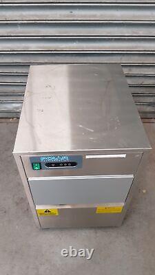 Needs some work! Polar T316-03 G-Series Countertop Ice Machine 20kg Output