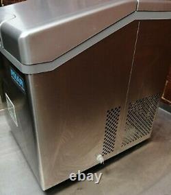 Polar Counter Top Ice Machine Manual fill 17kg Output G620 Catering Bar Cafe