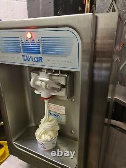 TAYLOR 152 COUNTERTOP FROZEN YOGHURT / ICE CREAM MACHINE, 2015 Normal 3 Pin Plug