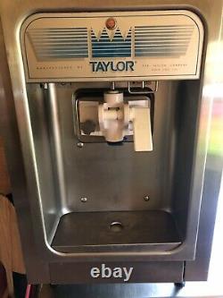 Taylor 152-40 Soft serve ice cream machine 13amp Single Phase